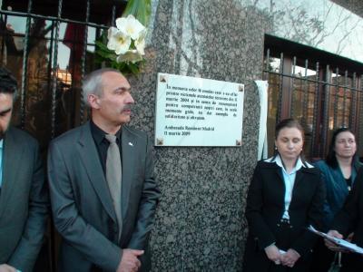 11M: Dezvelită o placă memorială pentru cei 16 români ucişi în atentate