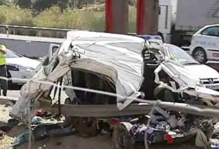 Tragedie pe autostradă: 6 români morţi şi 3 răniţi