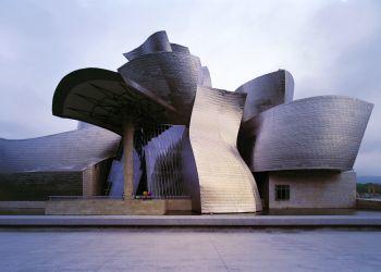 Opera lui Brancusi expusa la Muzeul Guggenheim din Bilbao