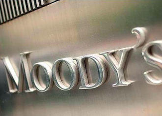 Moody’s reduce drastic ratingul bancilor spaniole