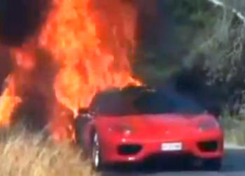 (VIDEO) Asa arde un Ferrari de fotbalist