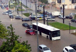 7 persoane au fost ucise de inundatii in sudul Spaniei