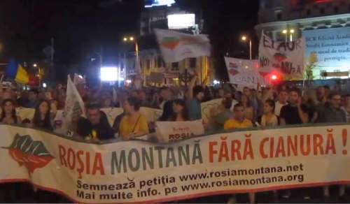 „Copiii nostri nu vor cianura” – Proiectul minier Rosia Montana scoate mii de romani in strada