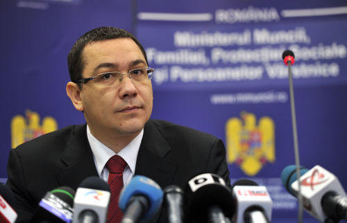 Guvernul renunţă la votul pe bază de cerere pentru românii din străinătate