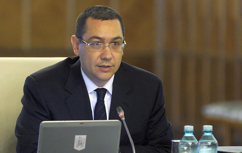 Premierul Victor Ponta este urmărit de DNA