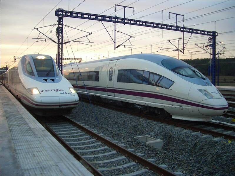 Un furt de cablu ține pe loc trenurile AVE Madrid – Barcelona