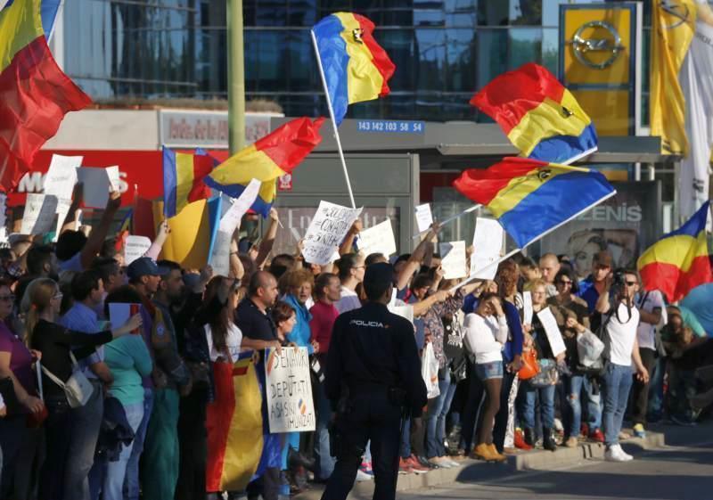 Românii din Spania s-au rugat pentru victimele din #Colectiv