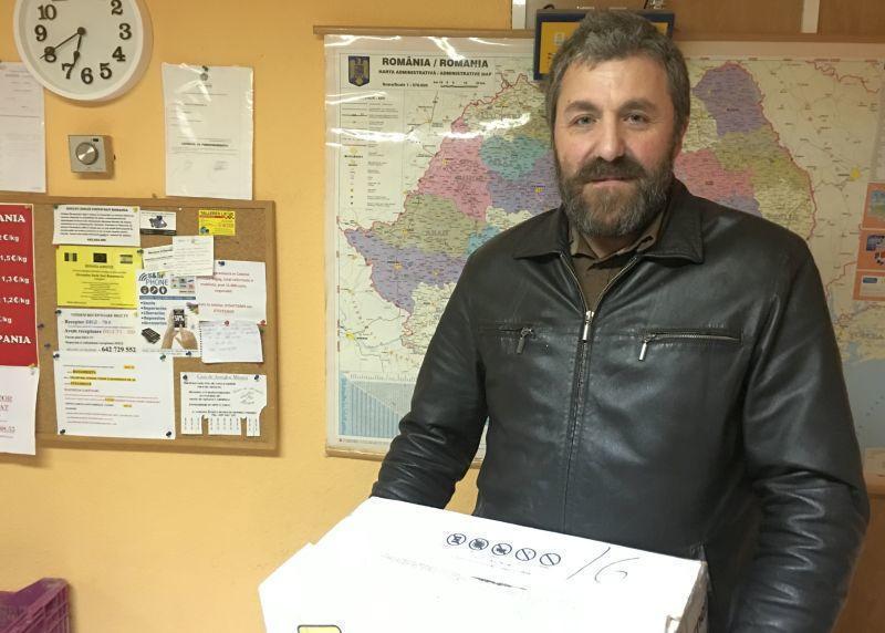 Logistica Neluțu Moise – 16 ani: „Nu mai țin minte când am trimis primul pachet”