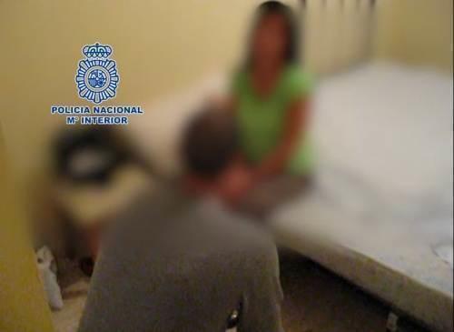 Românce amenințate și bătute ca să se prostitueze la Madrid