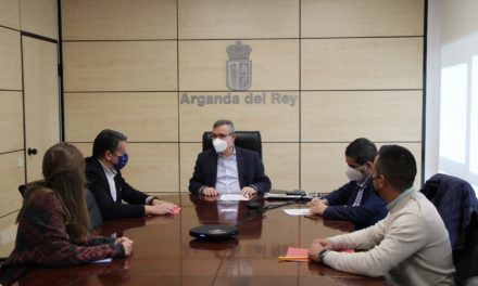 Arganda – Primarul din Arganda del Rey, Guillermo Hita, s-a întâlnit cu reprezentanții Carrefour Spania