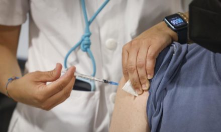 Comunitatea Madrid încorporează de marți vaccinarea fără programare împotriva COVID-19 la Spitalul Public Enfermera Isabel Zendal și Centrul WiZink