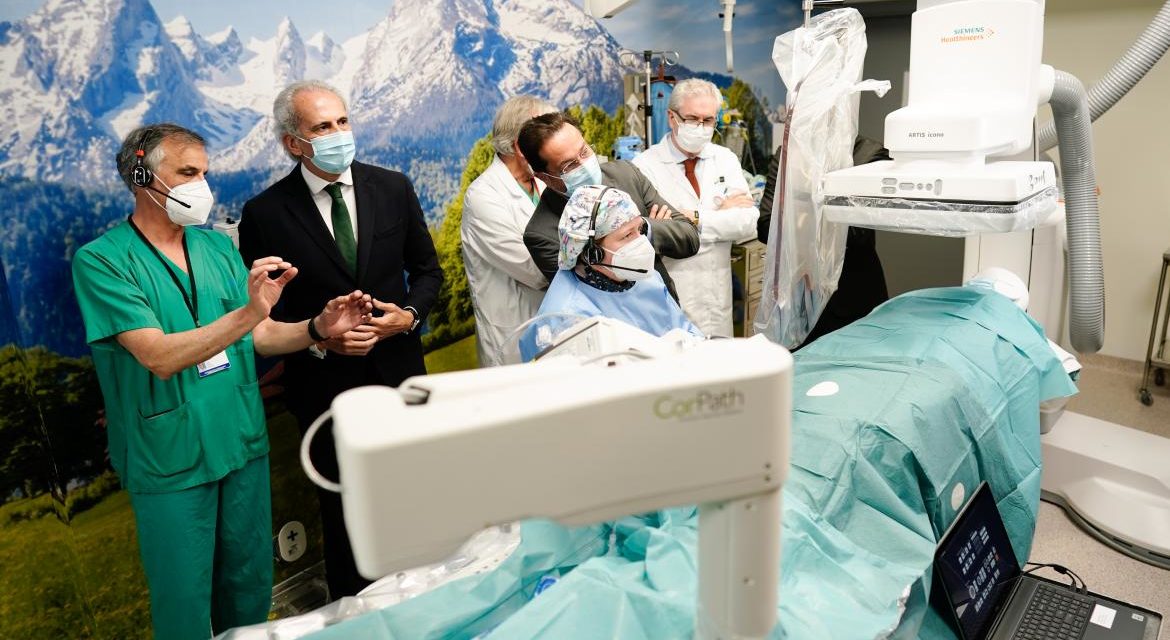 Comunitatea Madrid încorporează un robot de pionierat în Spania pentru procesele de cardiologie intervențională la Spitalul Gregorio Marañón