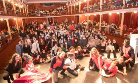 Alcalá – Teatro Salón Cervantes a găzduit ceremonia de decernare a premiilor pentru cea de-a IV-a ediție a concursului de teatru pentru tineri Otra Forma de Moverte