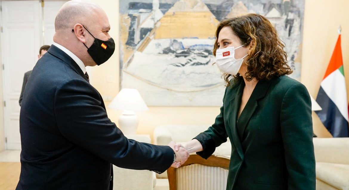 Díaz Ayuso se întâlnește cu ambasadorul Emiratelor Arabe Unite în Spania
