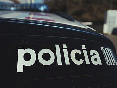 Un grup infracțional specializat în furtul de bunuri din camioane parcate în zonele de servicii și zonele industriale din zona metropolitană Barcelona a fost desființat