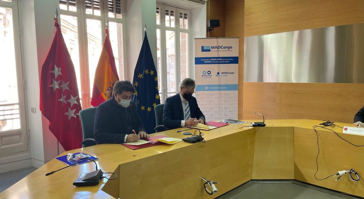 Comunitatea Madrid semnează un acord pentru a transforma regiunea într-un hub logistic global pentru transportul aerian de mărfuri