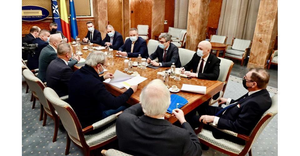 Întâlnire de lucru a premierului Nicolae-Ionel Ciucă cu reprezentanți ai companiilor de producere a energiei