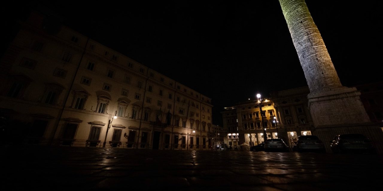 Palazzo Chigi aderă la inițiativa M' illumino di Meno