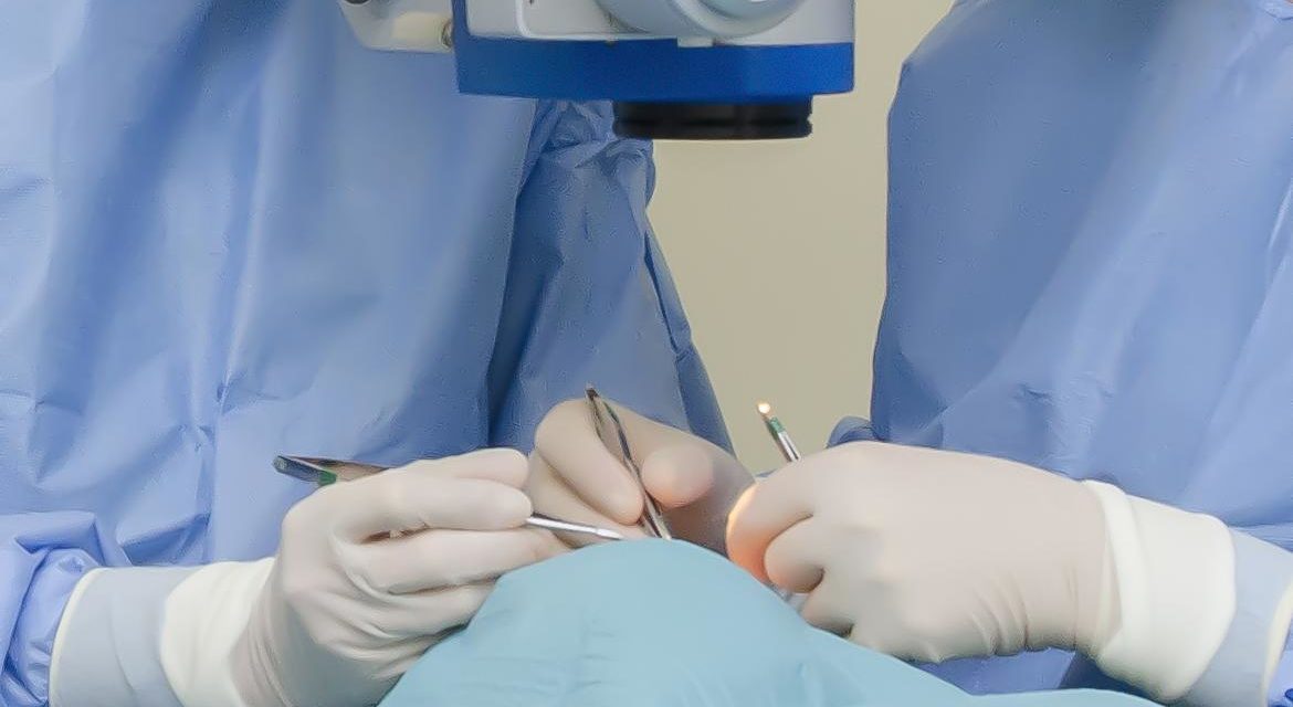 Serviciul de Oftalmologie al Spitalului Gregorio Marañón aplică tehnici de pionierat pentru corectarea strabismului cu unghi mic și a vederii duble
