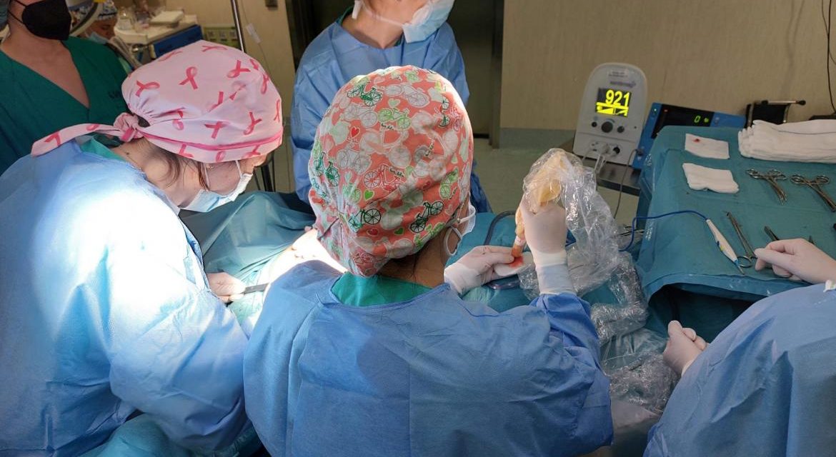 Spitalul Infanta Cristina încorporează o nouă tehnică de marcare a ganglionilor limfatici pentru tratamentul cancerului de sân