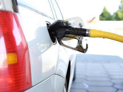 Puigneró consideră că statul este „întârziat și rău” în a lua măsuri în fața creșterii prețurilor la combustibil