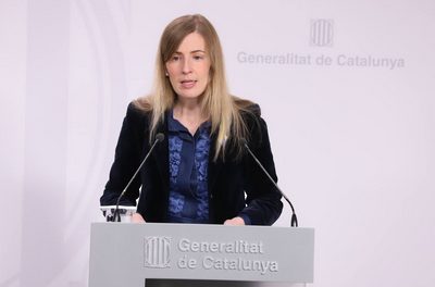Ministrul Alsina începe o călătorie de lucru în Europa Centrală a doua zi după izbucnirea cazului de spionaj în masă împotriva politicienilor și activiștilor catalani