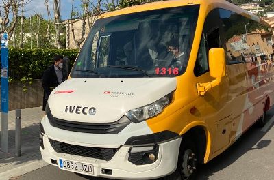 Territori lansează un autobuz de transfer către Premià de Dalt pentru a îmbunătăți legătura cu Barcelona