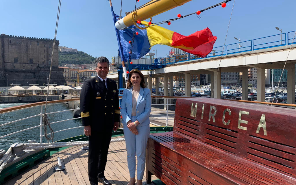 Italia: Vizita ambasadorului român la bordul Navei-Școală Mircea