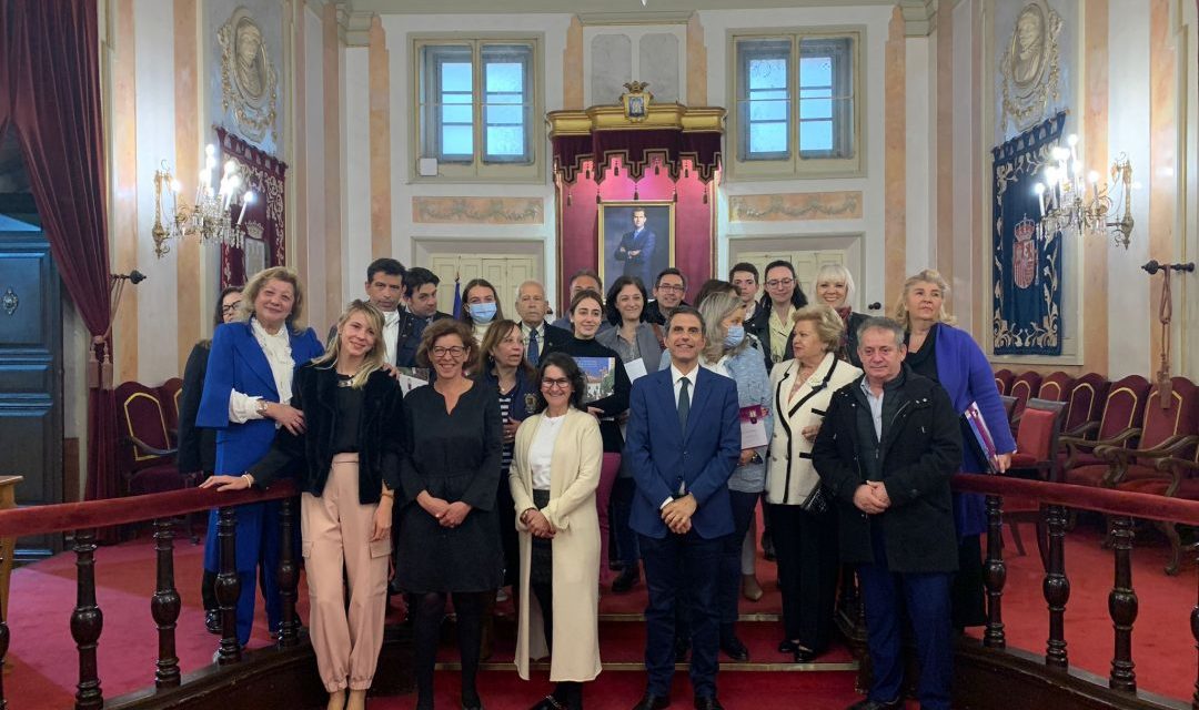 Alcalá – Primarul Javier Rodríguez Palacios decernează de Paște premiile și diplomele Primului Concurs Balcoane și Vitrine
