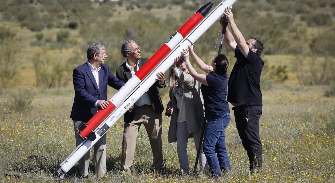 27 de centre educaționale din Comunitatea Madrid participă la un proiect de proiectare, construire și lansare a unui mini-satelit