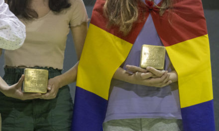 Barcelona: Trei institute se alătură proiectului Stolpersteine ​​în memoria celor deportați de nazism