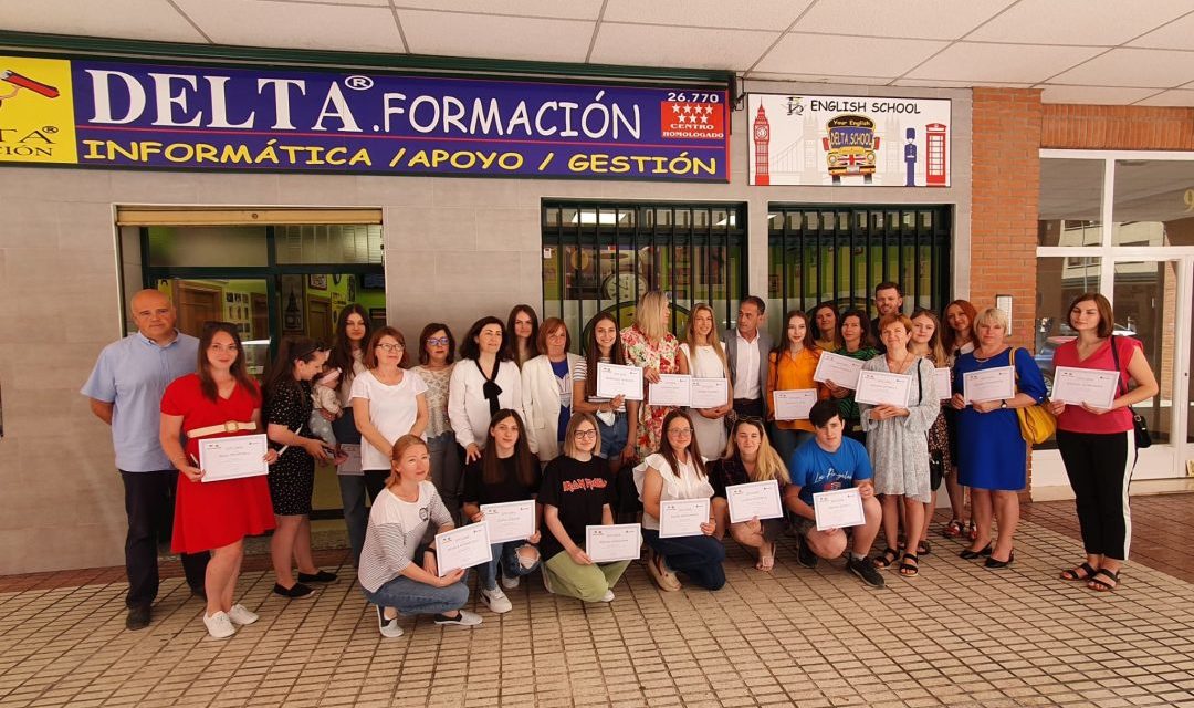 Alcalá – Diplome livrate participanților la cursul de spaniolă pentru persoane de origine ucraineană