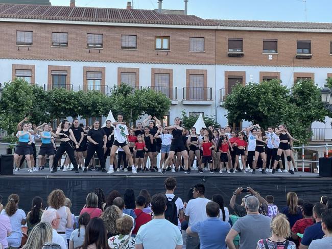 Torrejón – Săptămâna Tineretului a revenit cu o participare spectaculoasă, subliniind Festivalul Urban, Torredance, sala dedicată…