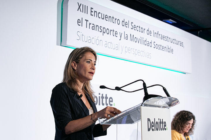 Raquel Sánchez anunță un nou apel de 500 de milioane pentru implementarea zonelor cu emisii scăzute și sustenabilitatea transportului urban