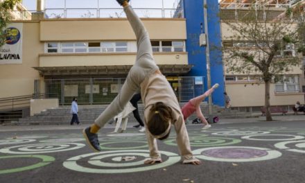 Barcelona: Una din trei școli va avea medii mai sigure și mai sănătoase în 2023