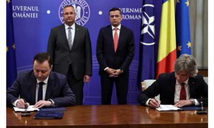 Participarea premierului Nicolae-Ionel Ciucă, alături de vicepremierul Sorin Grindeanu, la semnarea contractului între CNAIR și compania Pizzarotti pentru execuția Lotului 1 al Autostrăzii Ploiești-Buzău (secțiunea A7)