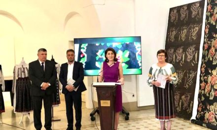 Italia: Inaugurarea expoziției etnografice „Poeme țesute”