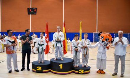 Torrejón – Aproape 100 de sportivi au participat la al XX-lea Trofeu Torrejón de Ardoz Tomás Herrero Karate Club
