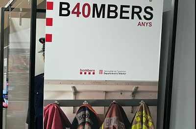 A fost inaugurată în Muzeul Tehnologiei din Manresa expoziția „Pompieri 40 de ani”, care comemorează 40 de ani de existență a Direcției Generale de Prevenire, Combatere a Incendiilor și Salvare.