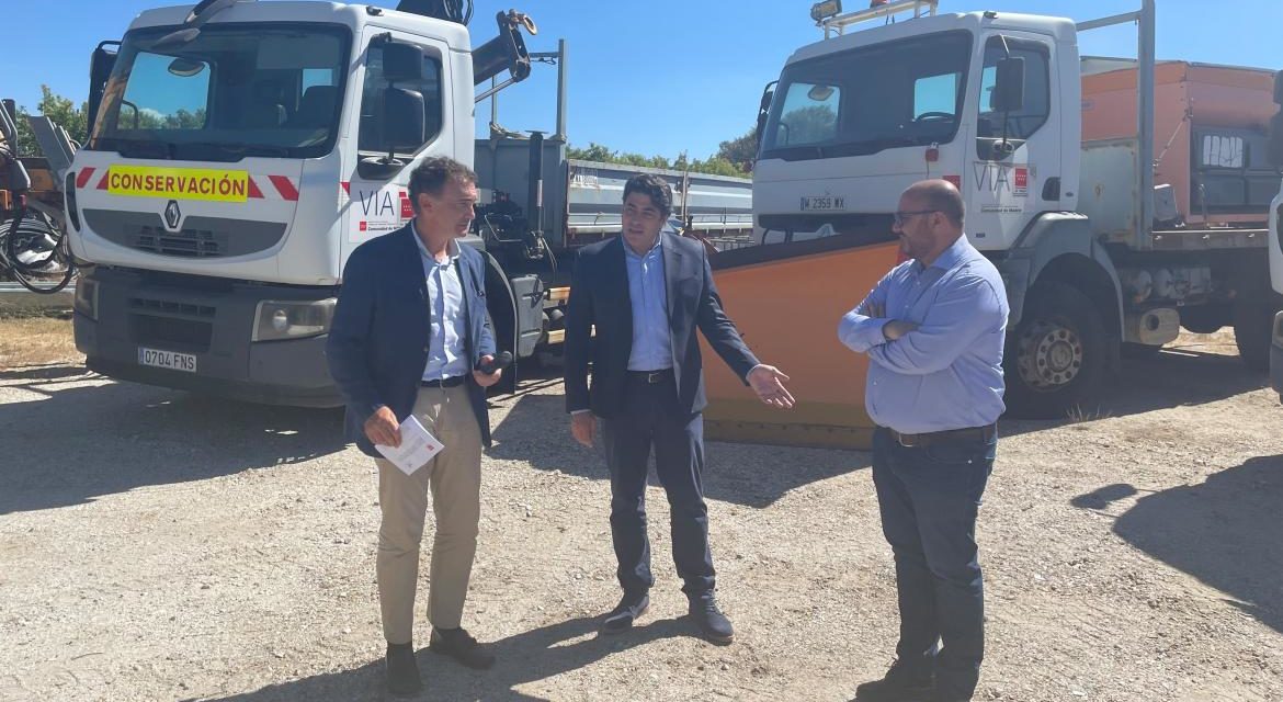 Comunitatea Madrid transferă 33 de mașini de lucrări publice Asociației de Servicii Valle Norte del Lozoya