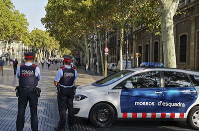 Mossos d'Esquadra arestează la Barcelona un hoț de ceasuri legat de patru jafuri violente comise în ultima lună