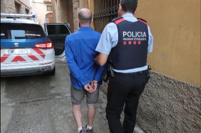 Un bărbat ajunge la închisoare pentru că a înjunghiat cu un cuțit două benzinării din Camp de Tarragona