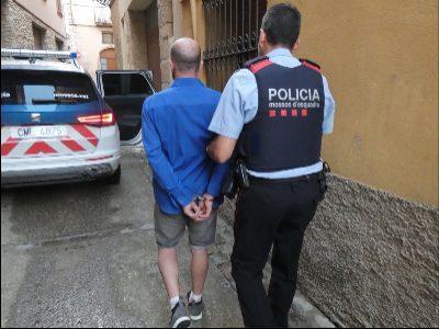 Un bărbat ajunge la închisoare pentru că a înjunghiat cu un cuțit două benzinării din Camp de Tarragona