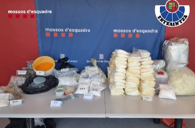 Dezmembrat în Mont-roig del Camp cel mai mare laborator de droguri sintetice detectat în Catalonia cu intervenția unor substanțe evaluate la 4,3 milioane de euro pe piața ilegală