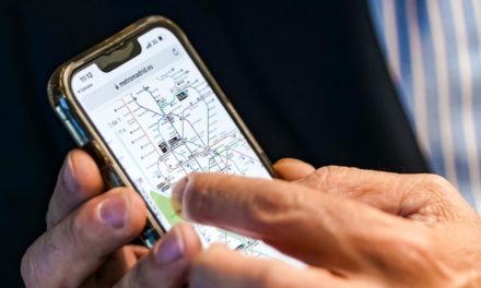 Comunitatea Madrid încurajează utilizatorii de metrou să folosească harta de buzunar în format digital