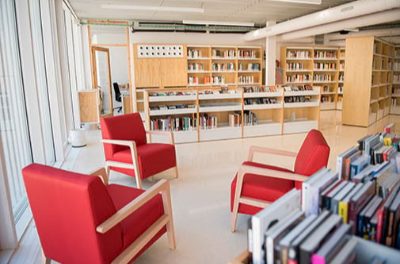 Bibliotecile publice au închis anul 2021 cu o creștere a împrumuturilor digitale și cu recuperarea progresivă a serviciilor și a utilizatorilor