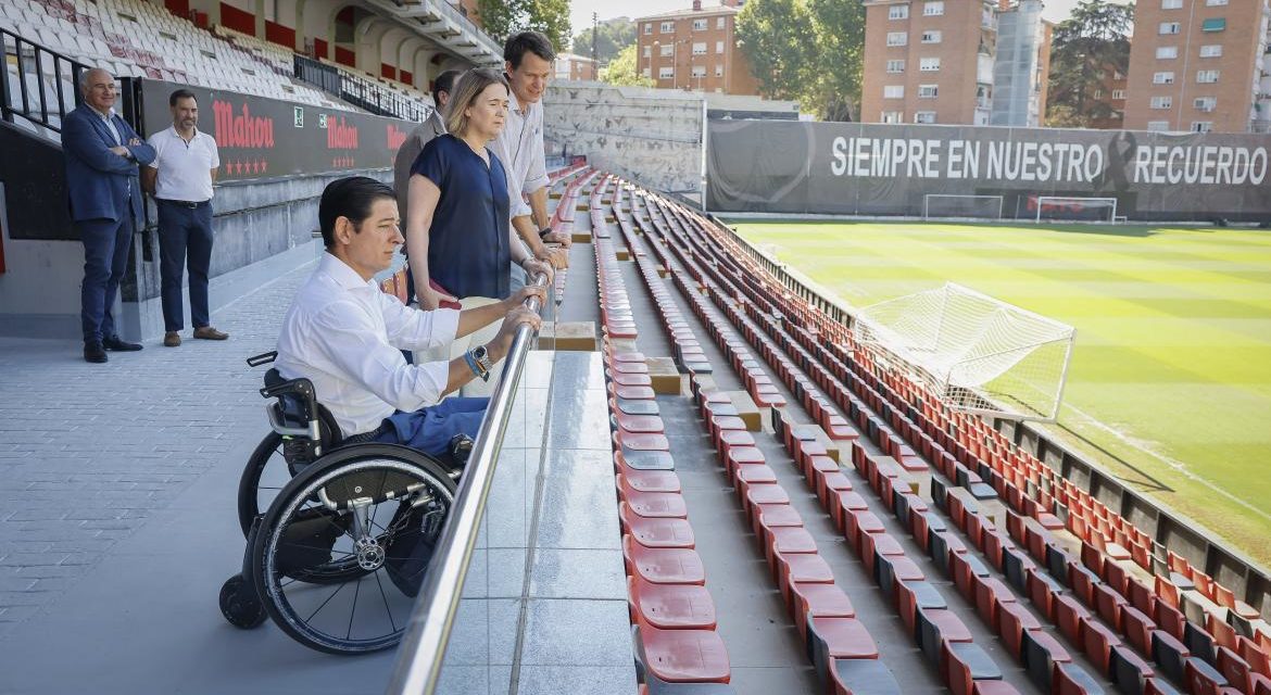 Comunitatea Madrid încheie lucrările la tribuna Stadionului Vallecas de pe bulevardul Albufera