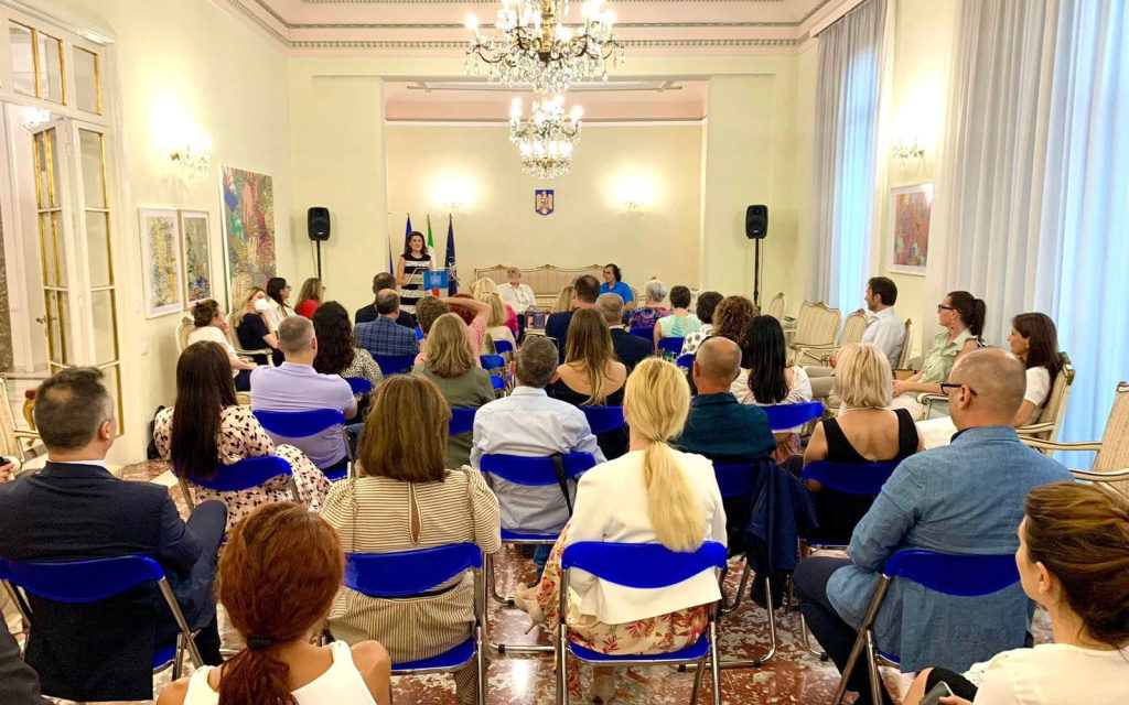 Italia: A doua ediție a Serilor acasă ale Ambasadei cu Mircea Cărtărescu, invitat special