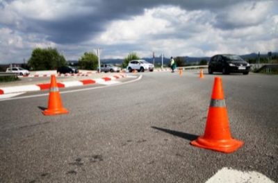 Traficul cere prudență în acest weekend de mare mobilitate și să nu se relaxeze pe șosea în august