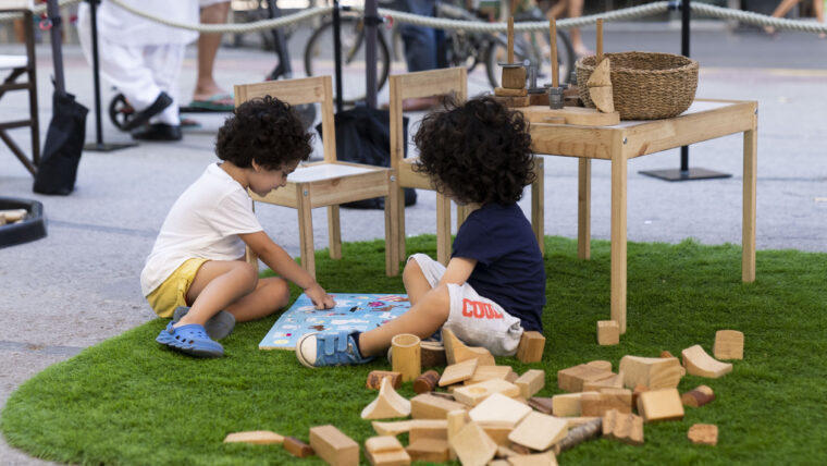 Barcelona: „Juguem a les squares” promovează jocul educațional în aer liber
